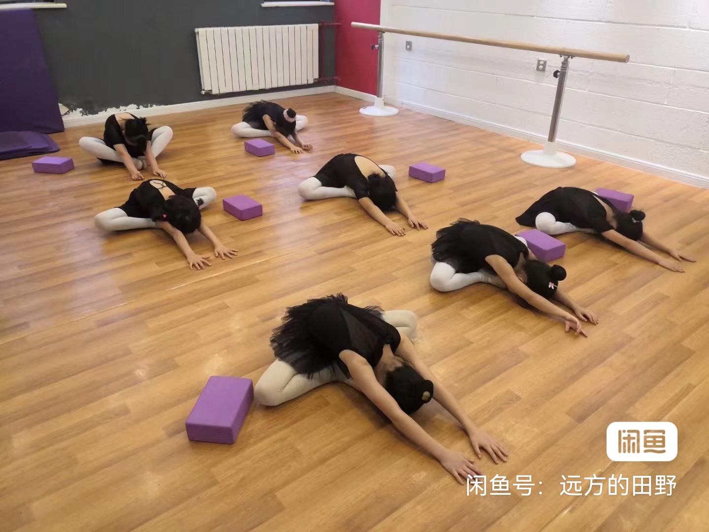 红舞鞋舞蹈课程转让