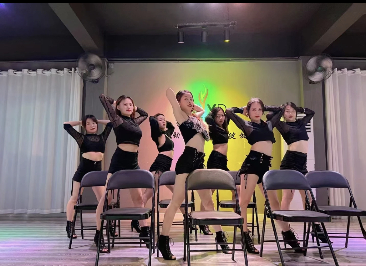 胡杨舞蹈课程转让