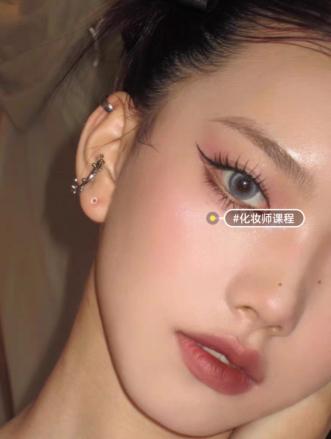 集美化妆课程转让